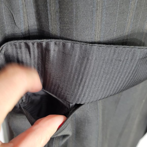 Styled in Italy Men's Gray Pinstriped  3-Button Front Pockets Suit Jacket Blazer - Picture 5 of 12